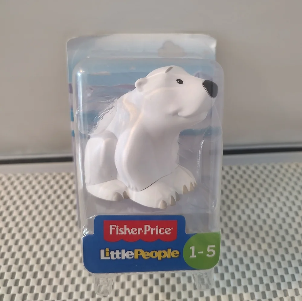 Fisher Price Little People Polar Bear NWT Zoo Animal Figure